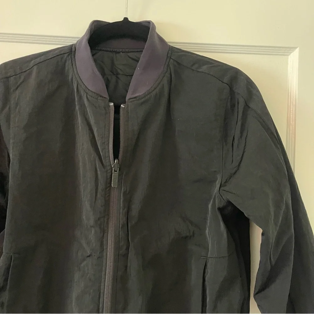 Lululemon Reversible Insulated Bomber Jacket - Picture 11 of 13